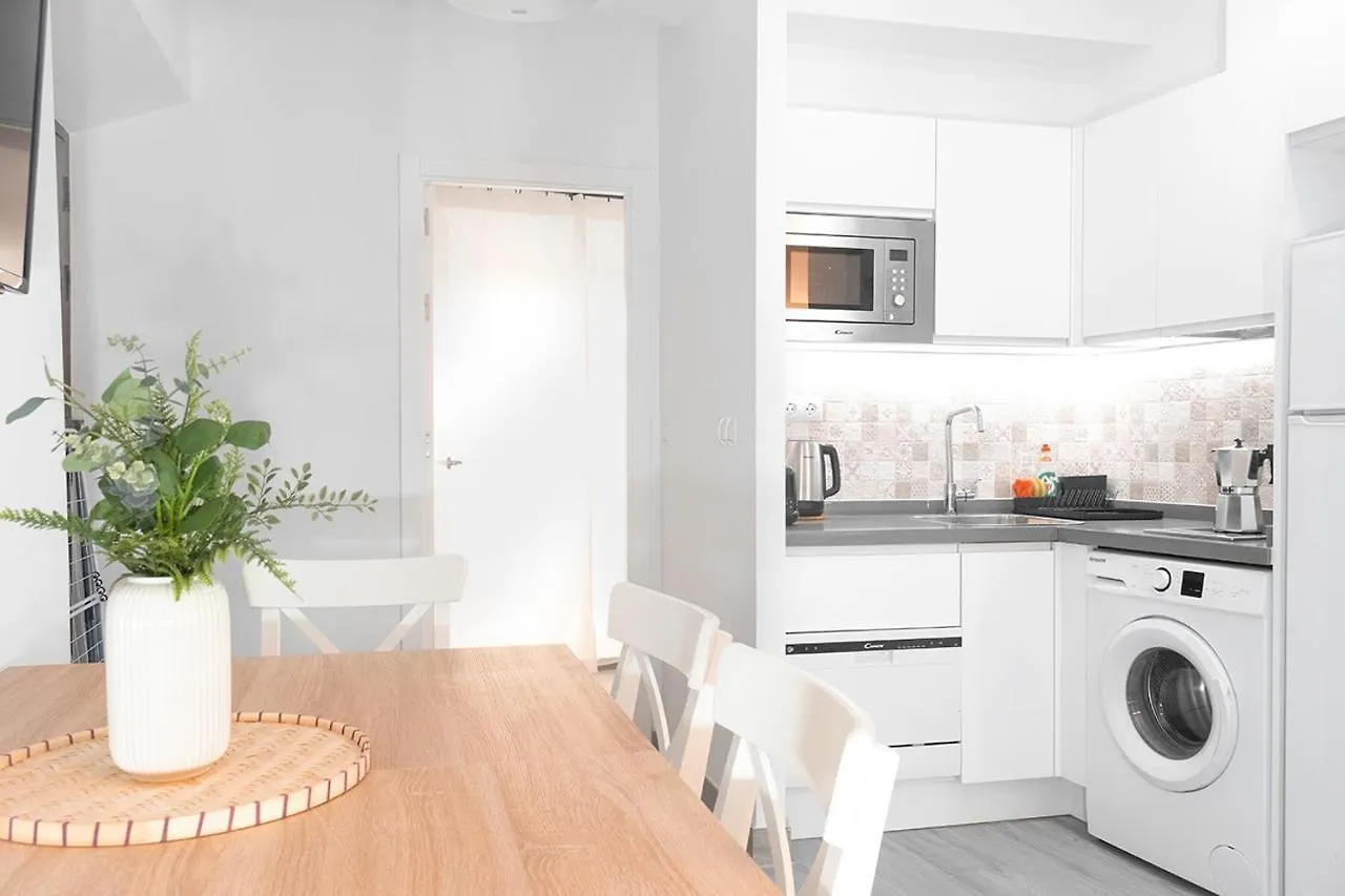 Apartamento Apt Old Town 3 Bedrooms, 2 Bathrooms, Wifi Sevilla