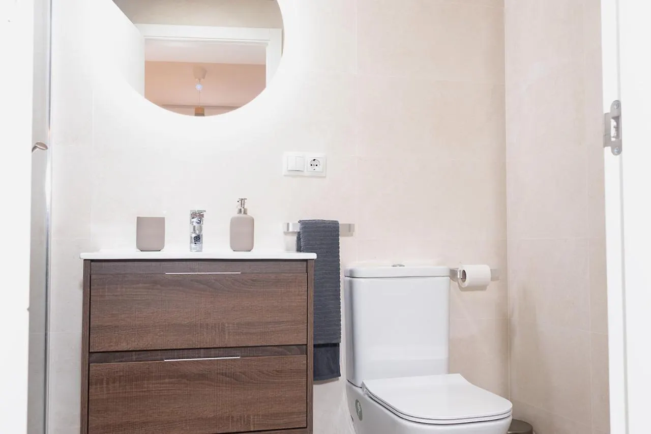 Apt Old Town 3 Bedrooms, 2 Bathrooms, Wifi Sevilla Apartamento